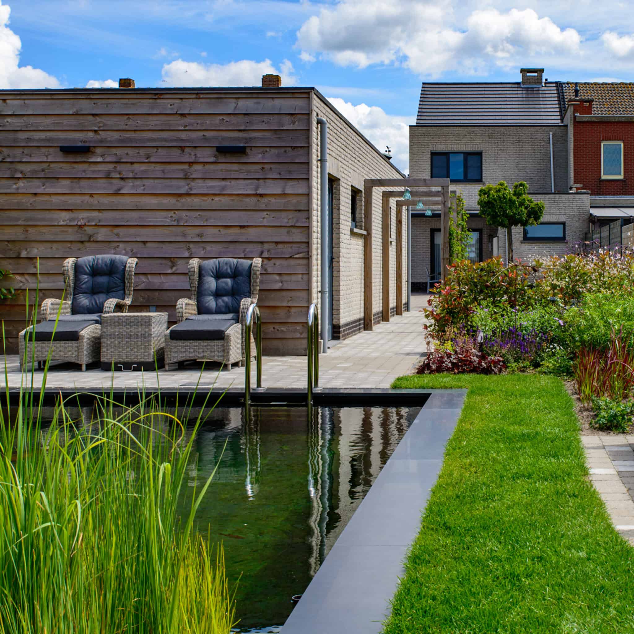 Zwemvijver-Dutch-Quality-Gardens-1x1-04